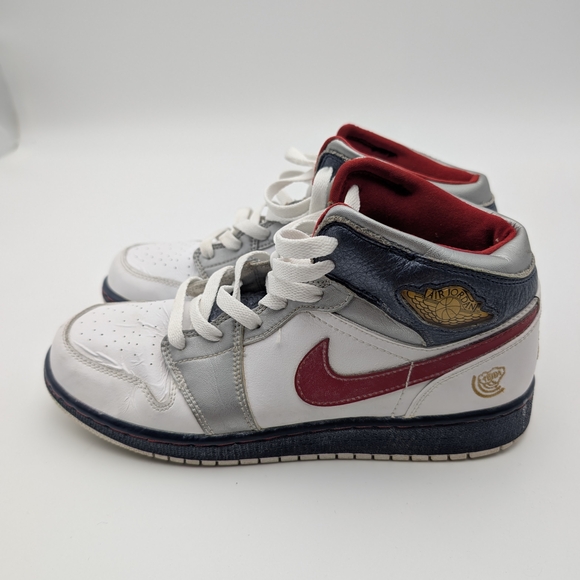 Nike Air Jordan 1 Mid Olympic YOUTH 6.5Y 327048-161 - Picture 7 of 8